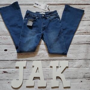 🆕️ RISE SUPPLY CO. JUNIOR'S MID RISE BOOTCUT JEANS